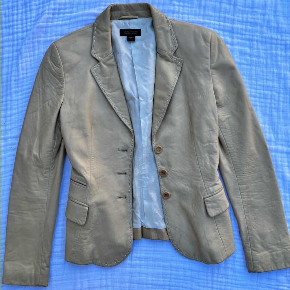 Strenesse blazer tan size 2 100% Lammnappa